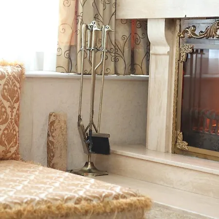 Golden Boutique Hotel 2*