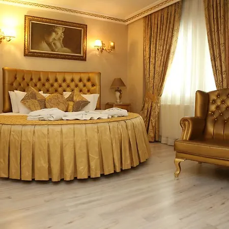 Golden Boutique Hotel