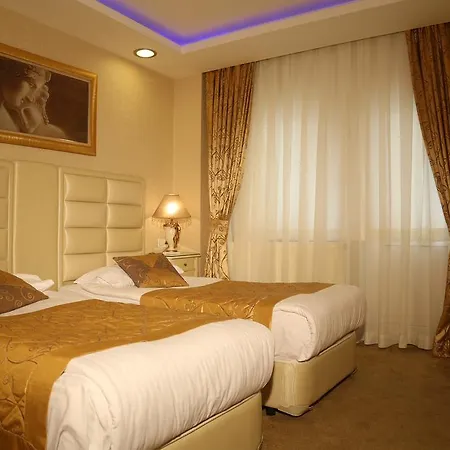 Golden Boutique Hotel 2*