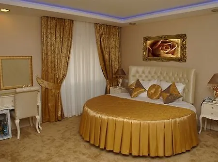 Hotel Golden Boutique 2*